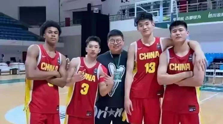 困境, 引进的年轻