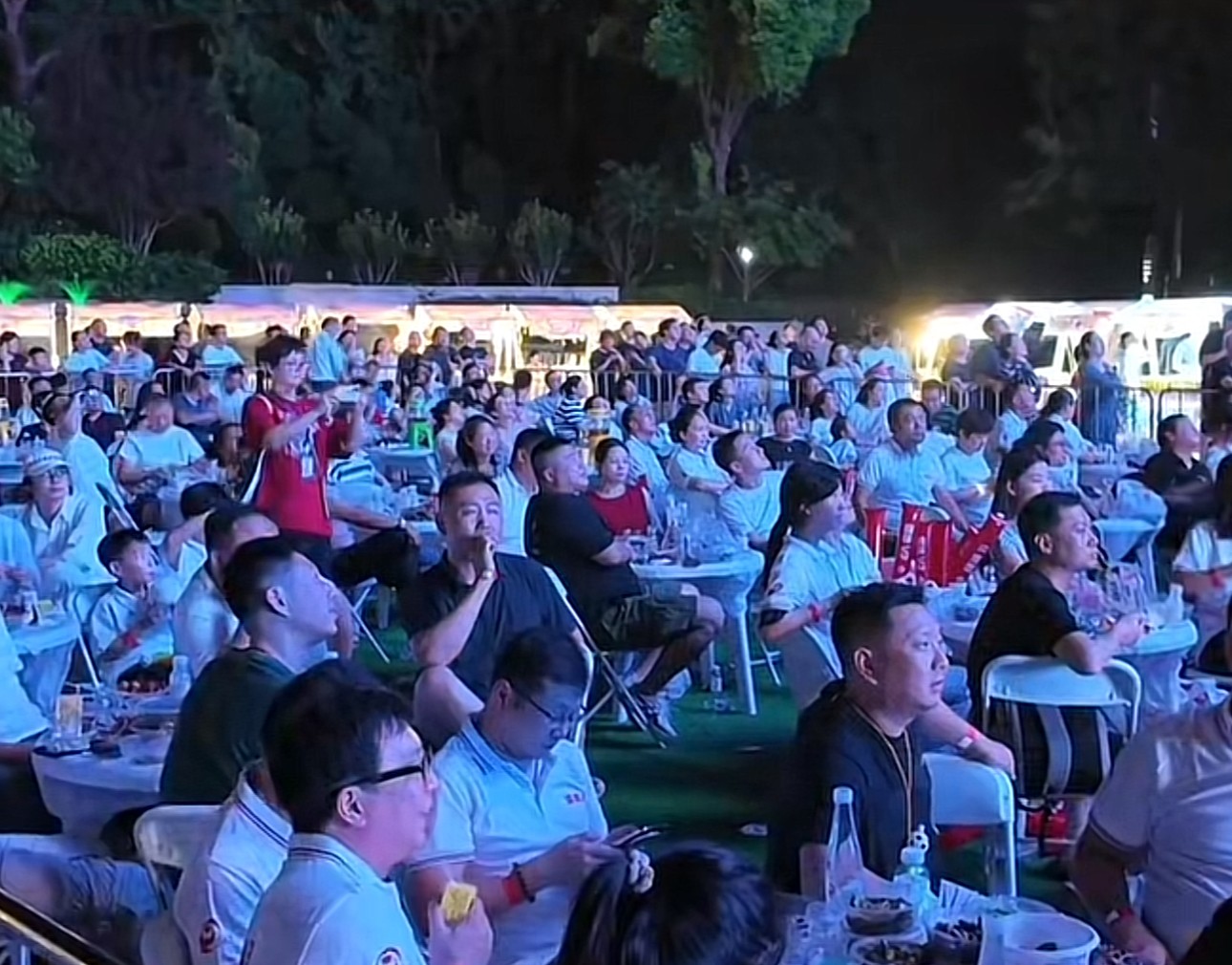 轮南京最新, 火爆