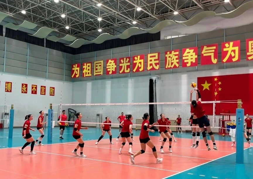 更大的舞台, rZU