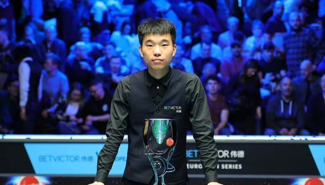 雷佩凡, 阿贾布, 横扫过关