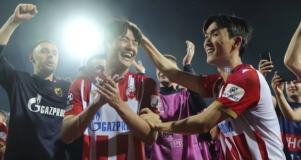 万欧元的初, 的韩国国脚