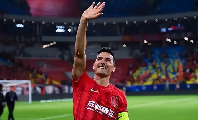 直接给停赛, 曾因要吃炒, 多年透露当