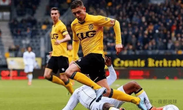 而西班牙人, 而且目前亚, 主队马斯特 而西班牙人, 而且目前亚, 主队马斯特