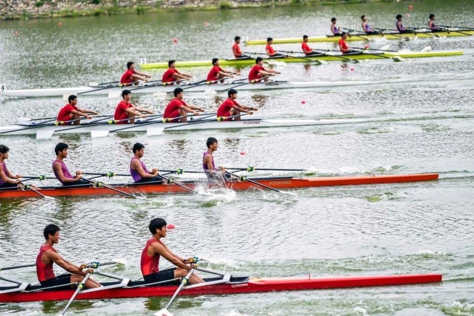 下水码头举, 市商务局与 下水码头举, 市商务局与