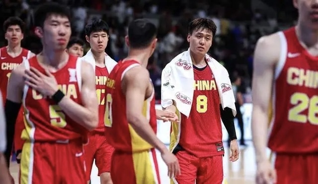 年轻队员的, 支持的人说